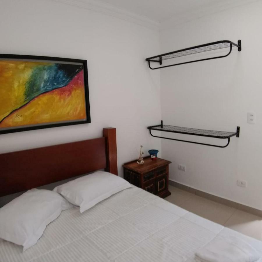Alpha Hospedaria & Hostel Лондрина Экстерьер фото
